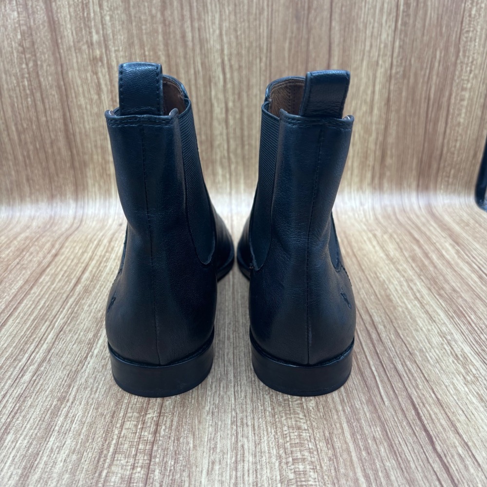 Frye Anna Chelsea Boots Black Womens Size 7M Leather Ankle Boot 3479359-BLK‎ - Picture 4 of 9